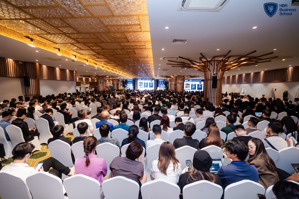 AI Marketing 2024 thu hút hơn 1.000 doanh nghiệp tham gia - 4 AI Marketing 2024 thu hút hơn 1.000 doanh nghiệp tham gia - 4